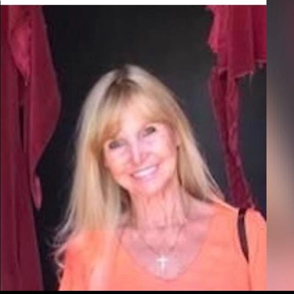 Meet your Posher, Donna - Picture 1 of 1